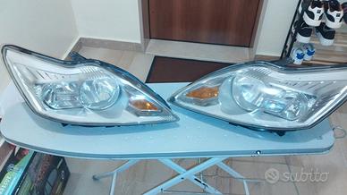 FANALI FORD FOCUS 2010