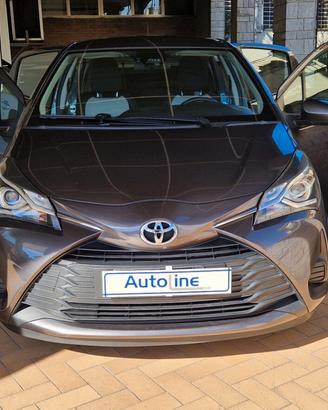Toyota Yaris 1.5 5 porte 37.400 km Tagliandi