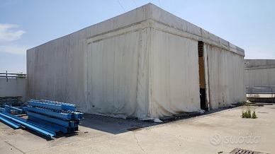 Capannone box 15,3x13,5 metri