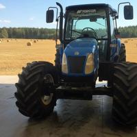 TRATTORE NEW HOLLAND TL90 A