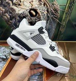 Air Jordan 4 Military Black EU 41