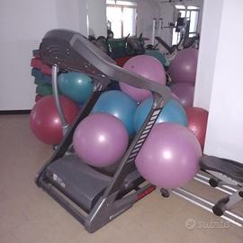 Attrezzi & macchinari palestra usati - Sports In vendita a Ragusa