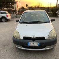Toyota Yaris 1.0i 16V km 147000
