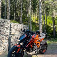 Ktm super duke 1290 r