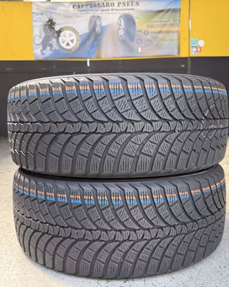 2 Gomme 245/45R19 102V Kumho Invernali 90% residui