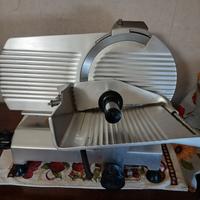 Affettatrice professionale agata 300