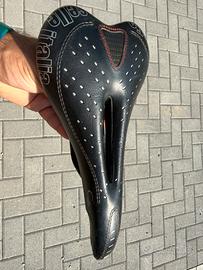 Selle italia c2 gel flow racing