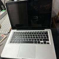 Macbook pro mild 2012 con processore guasto.