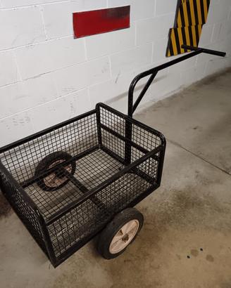 carrello con ruote piene portatutto