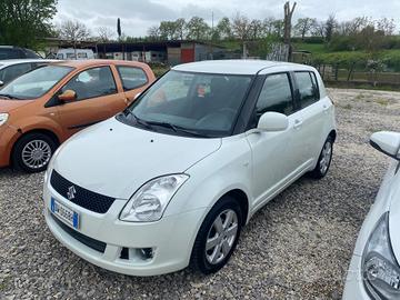 Suzuki Swift 1.3 4x4 5p. GL