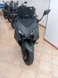 Yamaha T Max 560 2025 NUOVO!!!!!