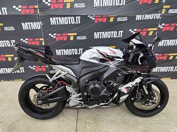 HONDA CBR 600 RR Video 360 Garantita