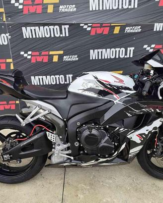 HONDA CBR 600 RR Video 360 Garantita