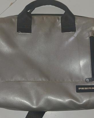 Freitag Roy
