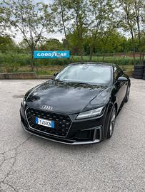 Audi TT 2.0 tfsi restilig 2020