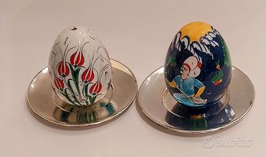 2x uova in ceramica dipinte a mano
