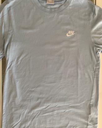 Maglietta Nike celeste