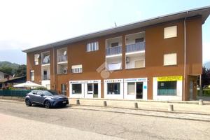 4 LOCALI A BORGOFRANCO D'IVREA