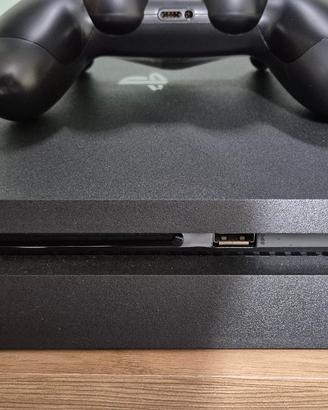 PlayStation 4 slim Perfetta