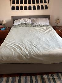 Letto matrimoniale con contenitore e materasso