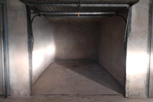 box auto garage