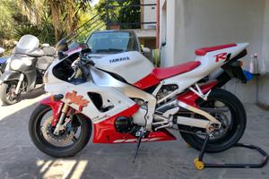 Yamaha YZF R1 1998 Selle Rosse 