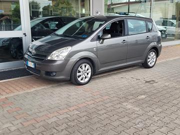 Toyota Corolla Verso 2.2 16V D-4D