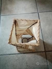 Lampada etnica e 3 cestini in paglia