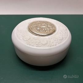 Portagioie in porcellana e argento 