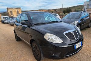 Lancia Ypsilon 1.2 Argento- NEOPATENTATI