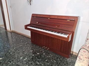 Pianoforte Verticale del marchio olandese Rippen