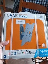 supporto TV installazione a muro