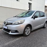 Renault Scenic Scénic dCi 110 CV EDC Limited
