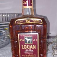 LUXE SCOTCH WHISKY LOGAN WHITE HORSE 12 YEARS OLD
