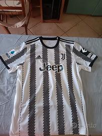 Maglia Juventus Home 2022/23 Autografata Kostić