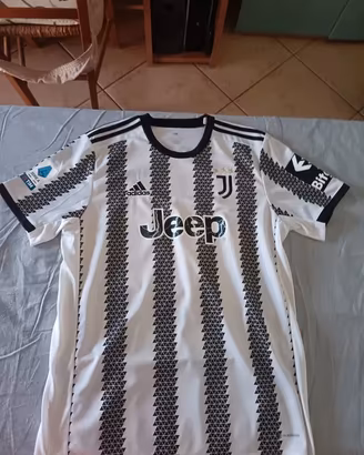 Maglia Juventus Home 2022/23 Autografata Kostić