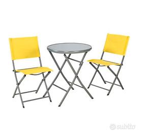 Tavolo giardino e sedie