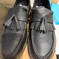 Dr Martens  modello Adrian pelle Virginia