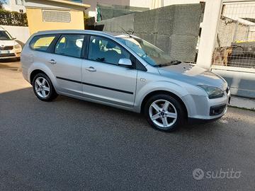 Ford focus 1600 tdci  unipro SW