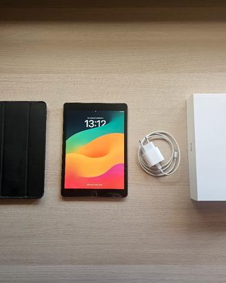 iPad 8 10.2" grigio siderale