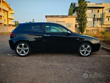 sportelli alfa 147 3 porte
