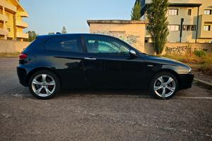 sportelli alfa 147 3 porte