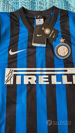 Maglia Inter autografata Capitan Zanetti con COA 