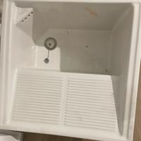 Lavatoio in ceramica 60x60