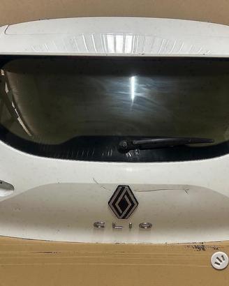 Portellone paraurti posteriore renault clio 2024