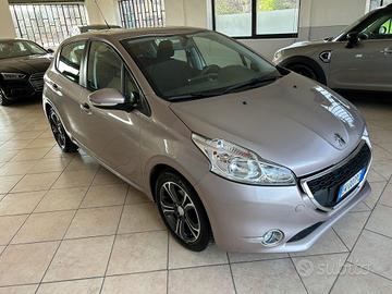 PEUGEOT 208 PureTech 82 5 porte Allure