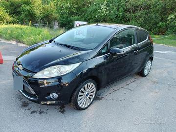Ford Fiesta 1.2 Benzina