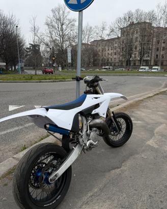 yz 125 MOTARD tripla omologazione