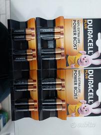 16 pile Duracell Plus
