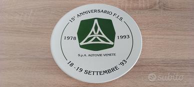 Piatto ceramica 15° anniv. F.I.S. Autovie Venete 